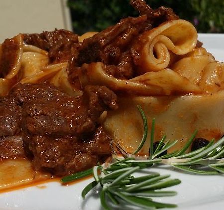הוילה פרינצ'יפינה א מארה Casale Santo Stefano מראה חיצוני תמונה